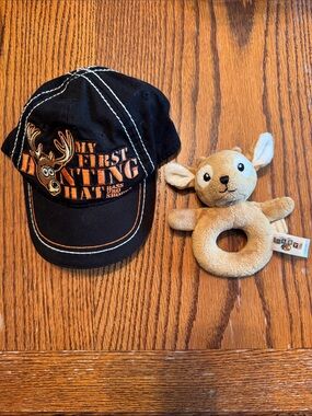 Bass Pro Infant My First Hunting Hat and Plush Deer Rattle 🦌